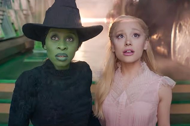 Isso ocorre depois de relatos de que Wicked ganhou o maior dia de estreia para um filme baseado em uma adaptação da Broadway na história das bilheterias nacionais e está projetado para arrecadar US$ 117 milhões apenas no fim de semana de estreia.