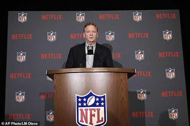 Roger Goodell disse em uma entrevista coletiva em 11 de dezembro: “Estamos cientes das acusações civis e da resposta realmente forte de Jay Z a isso. Sabemos, obviamente, que o litígio está acontecendo. Mas do nosso ponto de vista, a nossa relação com eles não está a mudar, incluindo os nossos preparativos para o próximo Super Bowl”.