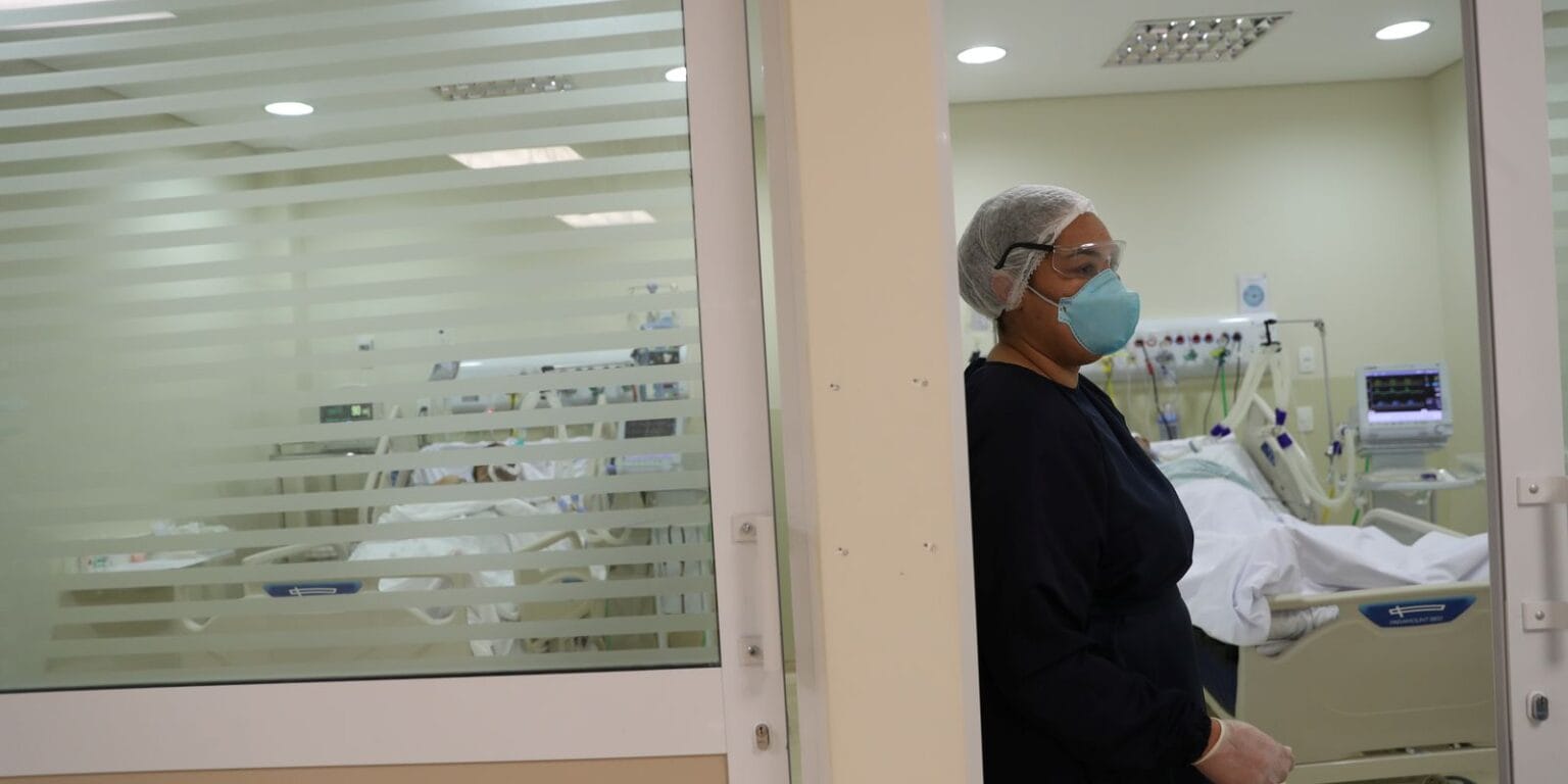 União firma acordo e indenizará enfermeiros de MG vítimas da covid-19