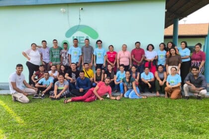 Educadores de comunidades da Amazônia superam desafios e defendem trabalhos de conclusão do ensino superior - FAS