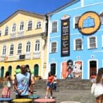 Em alta: foliões planejam prolongar estadia na Bahia após carnaval