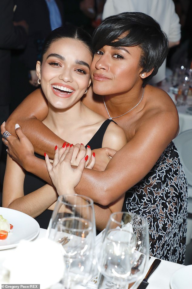 A ex-co-estrela de Rachel West Side Story Ariana Debose recentemente fez uma trilha embaraçosa depois de destruí-la inadvertidamente (na foto em 2021)