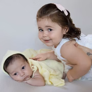 Ravi e Lua, filhos de Viih Tube e Eli