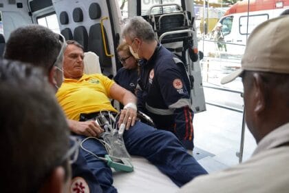 Após receber socorro pelo SUS, Bolsonaro anuncia que deve passar por cirurgia – Brasil de Fato