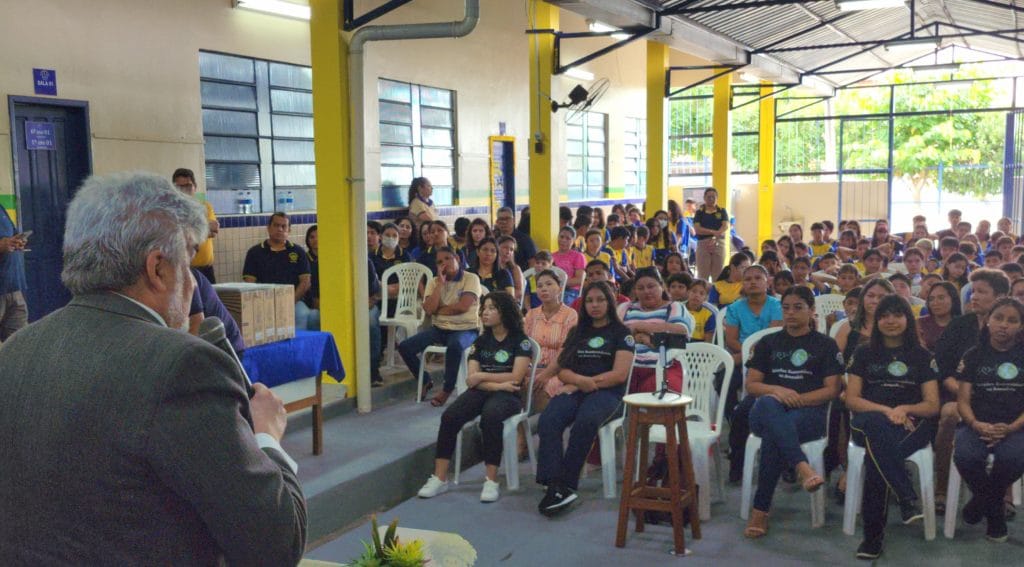 Escola de Parintins recebe premiação do concurso “Soluções Sustentáveis” do TCE-AM – Tribunal de Contas do Estado do Amazonas