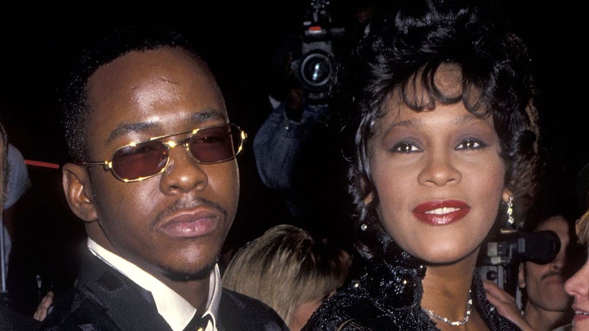 O guarda -costas de Whitney Houston revela a afirmação de Bombshell Bobby Brown que ficou em segredo por décadas