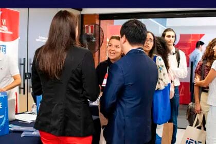Feira de Recrutamento das Empresas Chinesas oferece vagas de trabalho