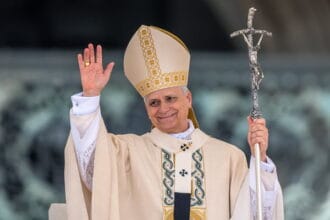 Papa Leão XIV é parente distante de Madonna e Justin Bieber, diz NYT