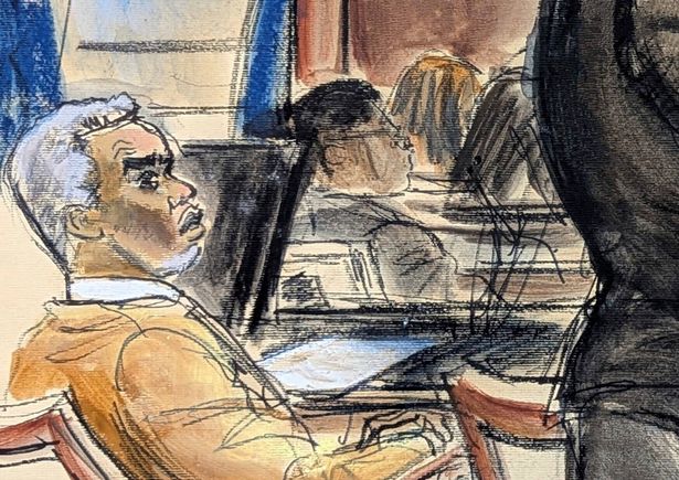 Sean "Diddy" Combs considera que a advogada de defesa Nicole Westmoreland Cross examina Dawn Richard durante o tráfico sexual de Combs e julgamento de extorsão no Tribunal Federal de Manhattan, segunda -feira, 19 de maio de 2025, em Nova York. (Elizabeth Williams via AP)