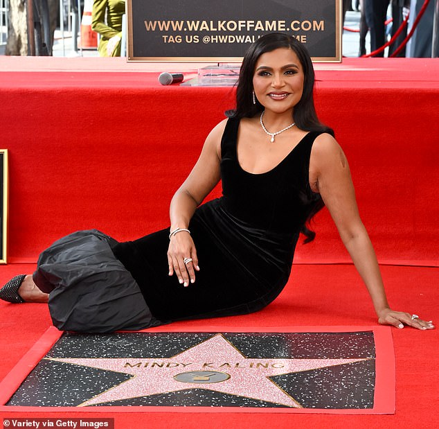 A notícia sobre seu novo programa sendo apanhada ocorreu no mesmo dia em que a atriz, escritora e produtora recebeu uma estrela no Hollywood Walk of Fame na terça -feira