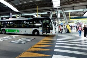 Sindicatos paulistas cobram autoridades ações contra ataques a ônibus