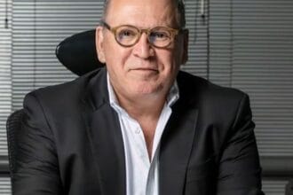 Dono da Ultrafarma e diretor da Fast Shop são presos em operação do MP