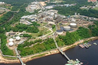 Justiça dá isenção de imposto e empresa 'leva de graça' refinaria da Petrobras comprada em 2022