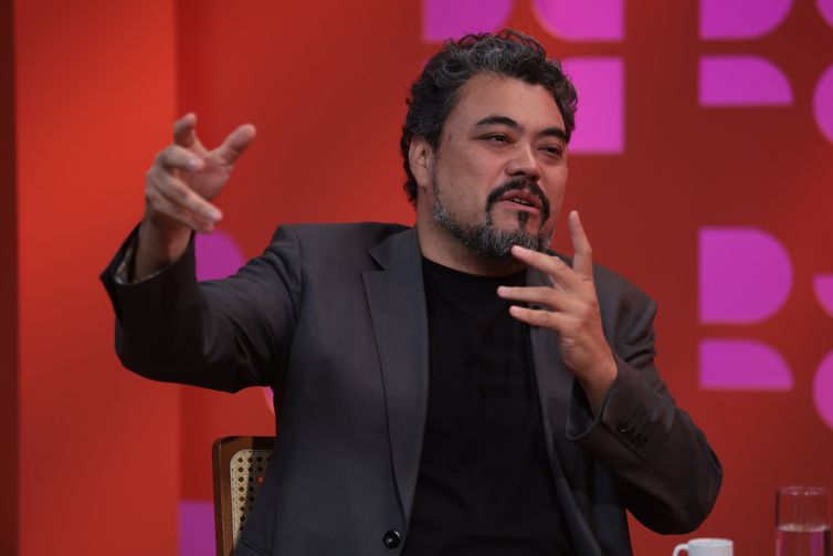 São Paulo (SP), 25/09/2025 - DR com Demori recebe o jornalista, cientista político e professor, Leonardo Sakamoto..Foto: Paulo Pinto/Agência Brasil