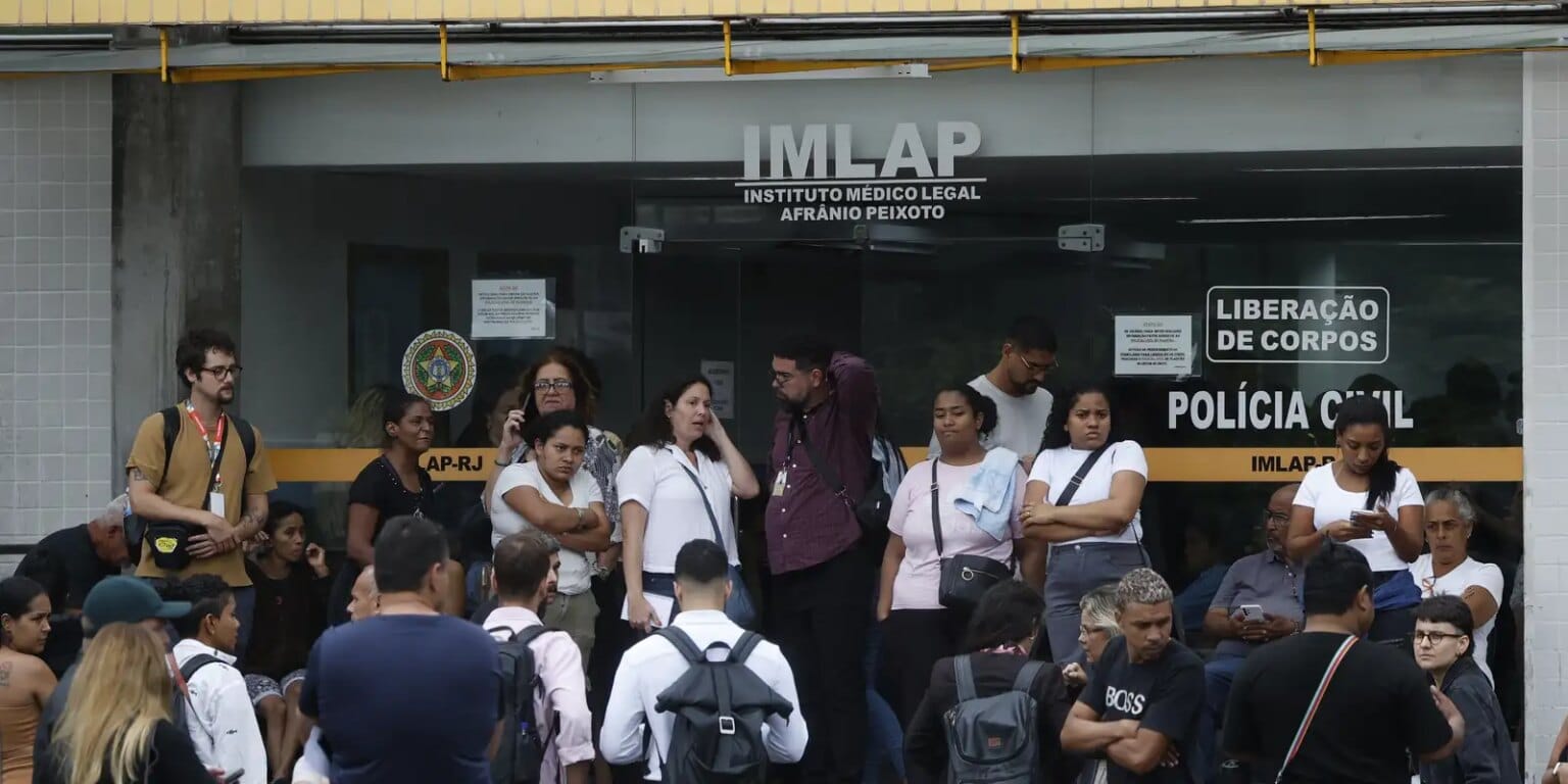 Famílias de mortos em operação no Rio reclamam de falta de informação