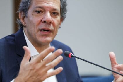 Haddad pede cooperação na segurança com RJ após decisão do STJ