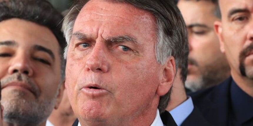 Com ata publicada, STF se aproxima da ordem de prisão de Bolsonaro