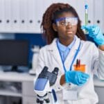 Jovens negros chegam à universidade, mas não ao mercado de trabalho