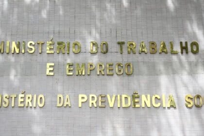 Prazo para contestar descontos indevidos do INSS ​termina dia 14