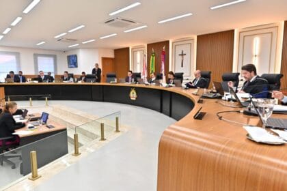 TCE-AM leva pioneirismo ao CNJ com lançamento nacional de Manual de Controle Externo das Polícias Penais