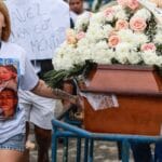 Últimos corpos de pessoas assassinadas em operação no Rio deixam o IML