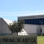 STJ restabelece sentença de mulher ligada ao crime organizado a 82 anos