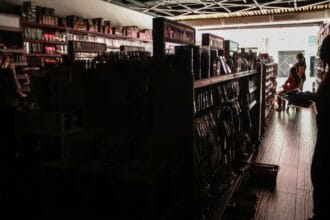 Enel é multada em R$ 14 milhões por falhas no fornecimento de energia