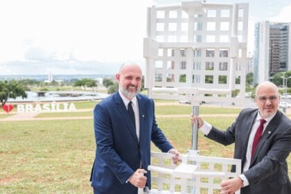 EBC instala antena de TV 3.0 na Torre de TV, em Brasília