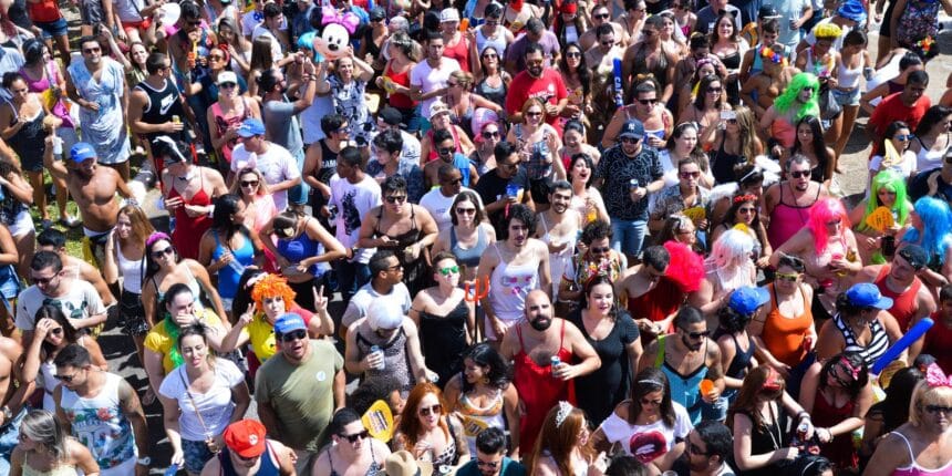 Folião deve ter atenção redobrada no carnaval