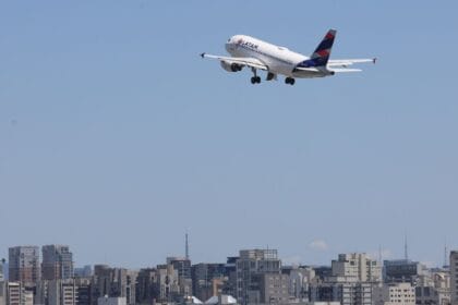 Greve na Argentina provoca alteração nos voos da Latam