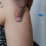 SP começa projeto-piloto de vacinação contra chikungunya em Mirassol