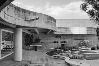 Mostra marca abertura do espaço expositivo Casa-ateliê Tomie Ohtake