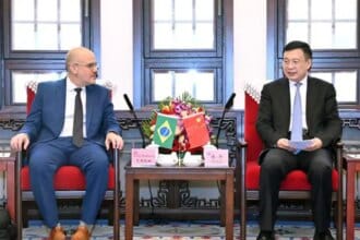Presidente da EBC fecha parcerias em visita institucional à China