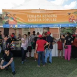 Feira da reforma agrária reúne cooperativas, mulheres e produtores durante a Festa da Colheita em Nova Santa Rita