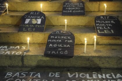 Pela vida das mulheres: atos do 8 de março ocupam ruas pelo Brasil