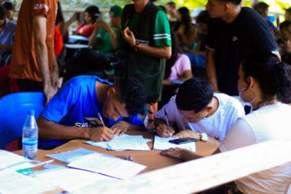 Livros e jogos educativos são criados por professores e estudantes de comunidades da Amazônia - FAS