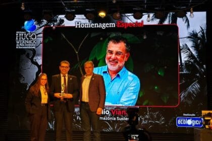Virgilio Viana recebe Homenagem Especial no XVI Prêmio Hugo Werneck - FAS